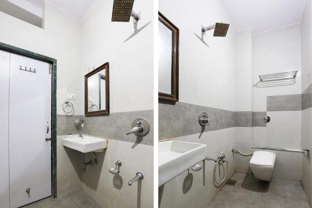 Oyo 61424 Hotel Vrindavan Rajula Экстерьер фото